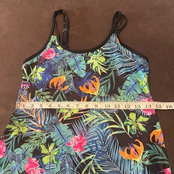 Women’s Black Floral Tankini Two Piece Swimsuit Boy Short Bottoms Size 10 NEW - Picture 4 of 11